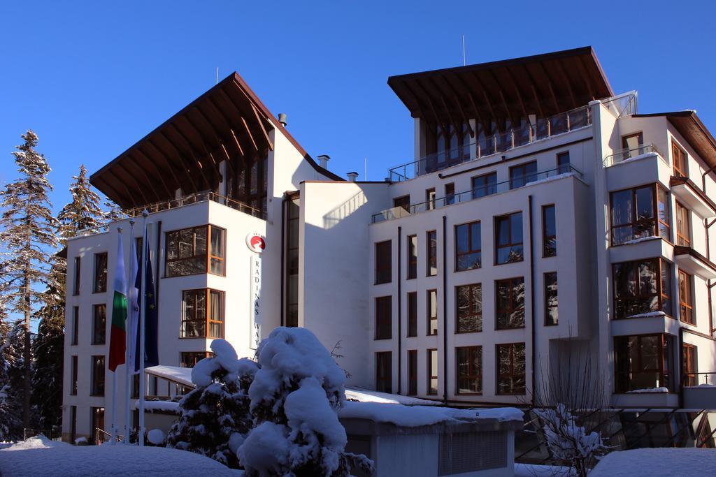 Radina'S Way Hotel Borowez Exterior foto