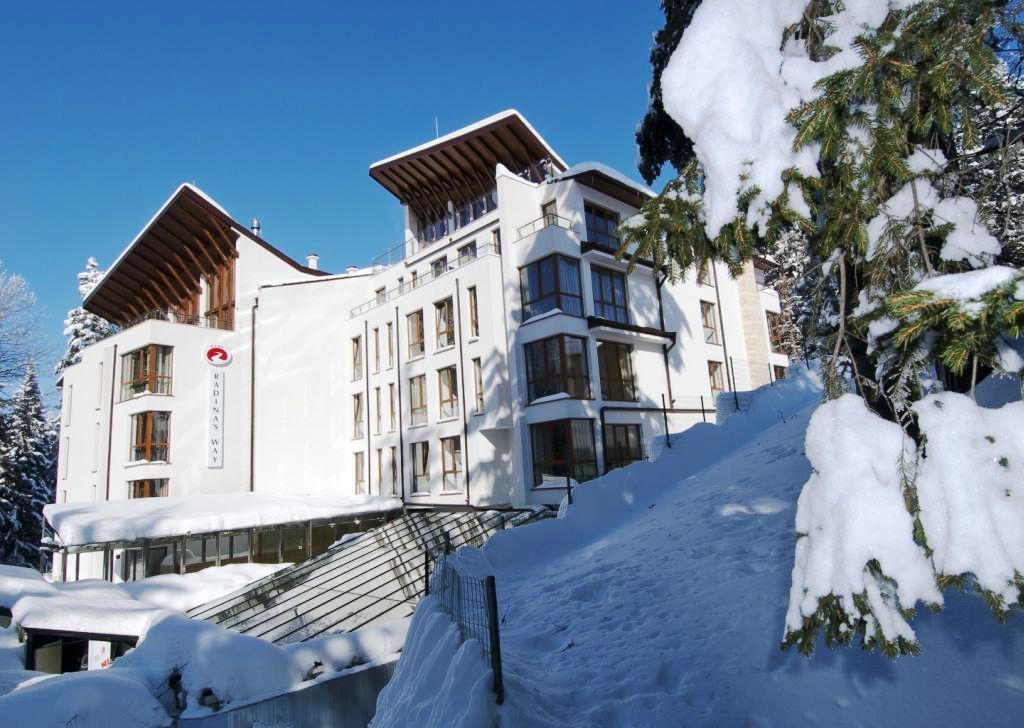 Radina'S Way Hotel Borowez Exterior foto